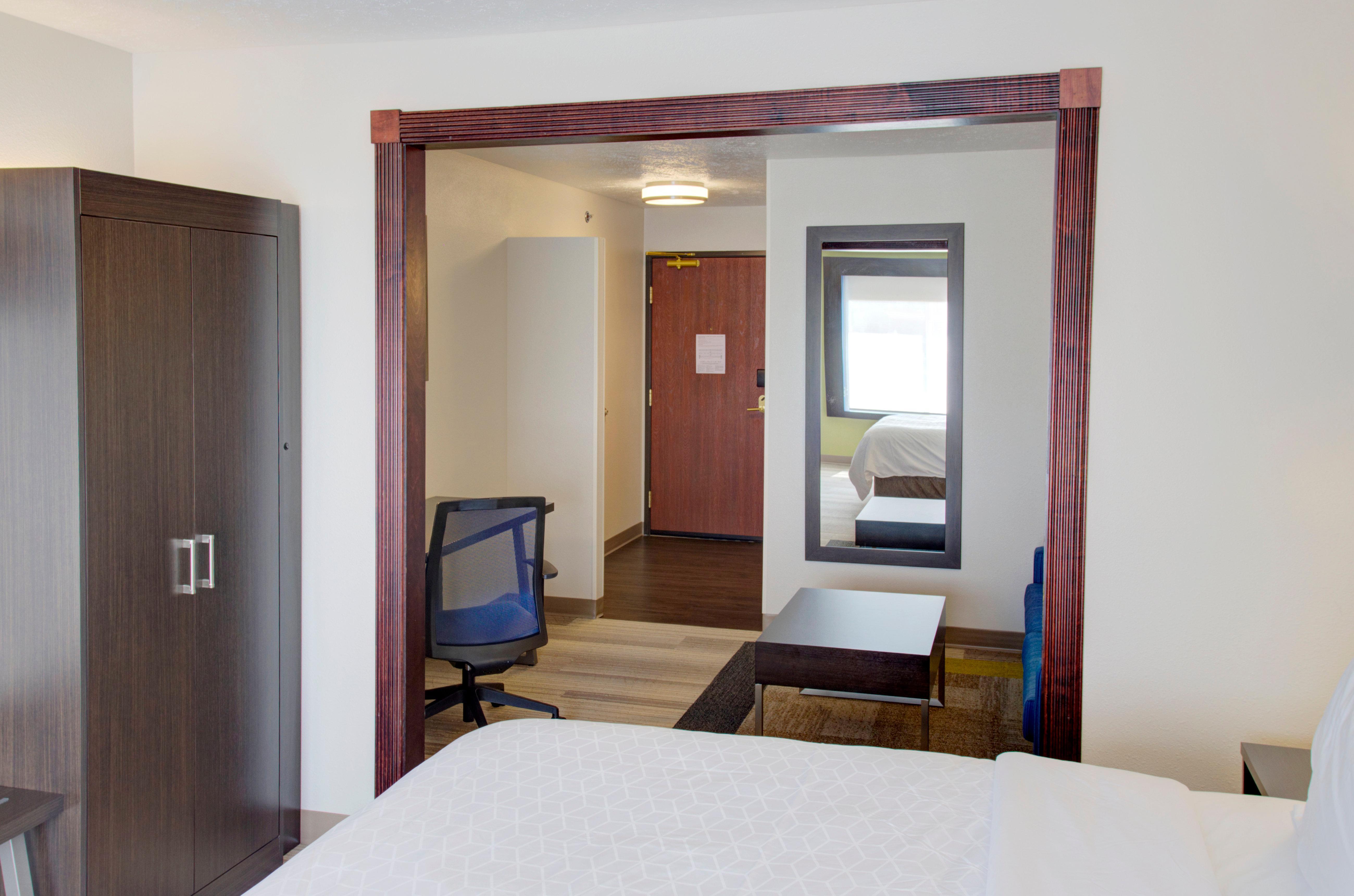 Holiday Inn Express & Suites Le Mars By Ihg Bagian luar foto